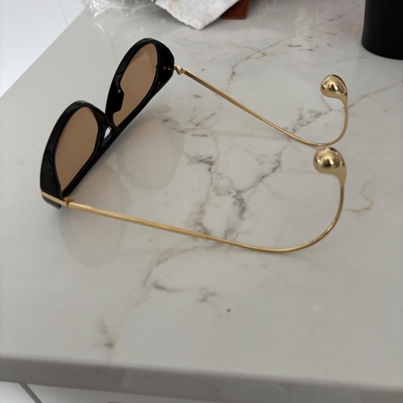 Aviator sunglasses